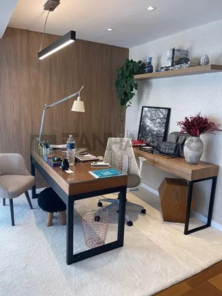 Imagem Venha se encantar com esta incrível cobertura/loft moderna, localizada em um dos bairros mais nobres de São Paulo, no Jardins! Com um design sofisti
