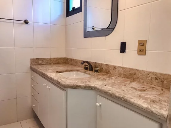 Imagem Pitangueiras - Excelente apartamento com 03 suítes - Garagem no prédio - Região nobre. ***IMÓVEL ALUGADO, AGENDAR COM ANTECEDÊNCIA***