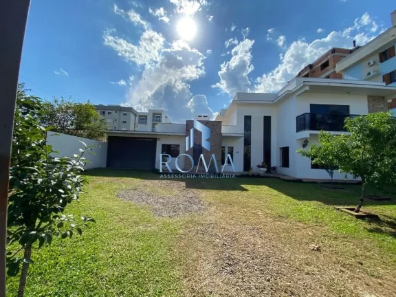 Imagem Casa 4 dormitórios à venda Camobi Santa Maria/RS