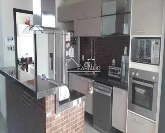 Imagem Casa em Condomínio à venda em Alphaville Nova Esplanada com 264m² 3 suítes, 6 vagas