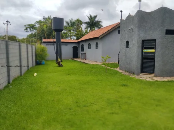 Imagem Chácara Condomínio para Venda em Limeira, Jardim Residencial Alto do Flamboyant, 3 dormitórios, 2 banheiros, 5 vagas