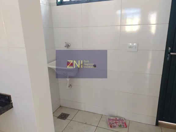 Imagem Casa à Venda no Parque das Oliveiras I R 1342