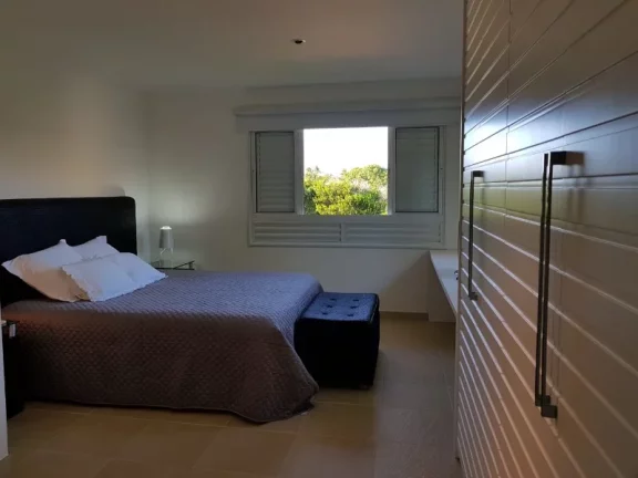 Imagem CONDOMINIO QUINTAS DE SAÚIPE - CASA TOTALMENTE MOBILIADA, DECORADA, MODELO DO RENOMADO ARQUITETO DAVI BASTOS: 330m2 DE ÁREA, 3 SUITES SALA AMPLIADA