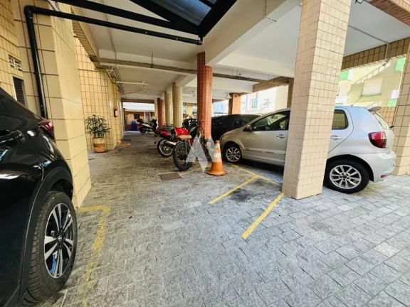 Imagem Kitnet totalmenmte reformada na quadra da praia