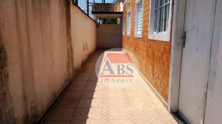 Imagem Casa com 2 dormitórios à venda, 55 m² por R$ 150.000,00 - Vila Ema - São Vicente/SP