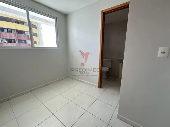 Imagem Vende-se apartamento no bairro de Tambaú, andar alto, super ventilado
