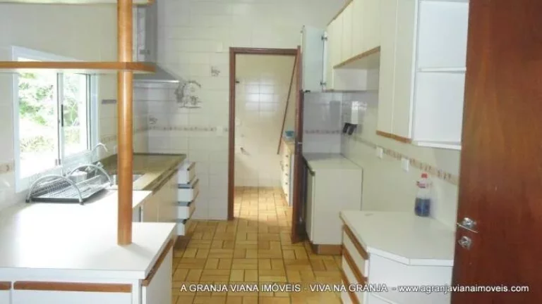 Imagem Casa com 3 dormitórios à venda, 280 m² por R$ 1.070.000,00 - Granja Viana