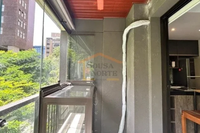 Imagem Apartamento de 49 m² no 3º andar, com 1 dormitório, sendo 1 suite, armários embutidos, cama, lav...