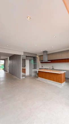 Imagem CASA DE ALTO PADRÃO COM LINDO PROJETO Á VENDA EM CONDOMINIO FECHADO EM FRANCA/SP
