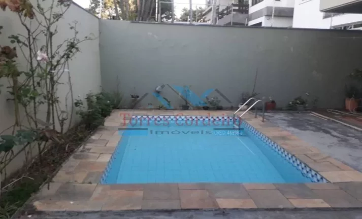 Imagem Casa a venda - 4 suítes + 3 vagas - Vila Sônia