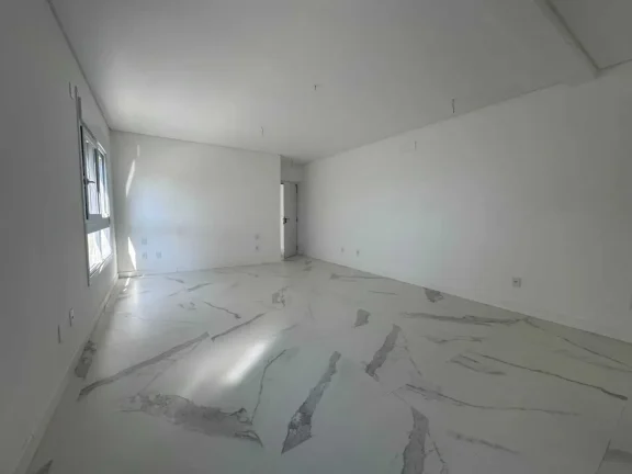 Imagem Casa com 4 suítes e 4 vagas de garagem em condomínio Fechado nos Ingleses – Florianópolis/SC