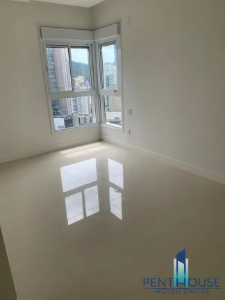 Imagem Apartamento Zona Central para Venda em Balneário Camboriú, CENTRO, 4 dormitórios, 4 suítes, 5 banheiros, 3 vagas