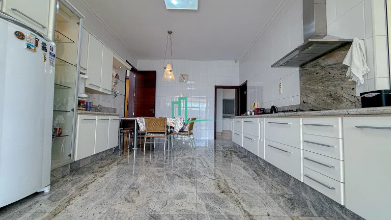 Imagem EXCELENTE IMÓVEL COMERCIAL/RESIDENCIAL DE ALTO PADRÃO DISPONIVEL PARA VENDA E LOCAÇÃO EM AREA NOBRE DE FRANCA/SP