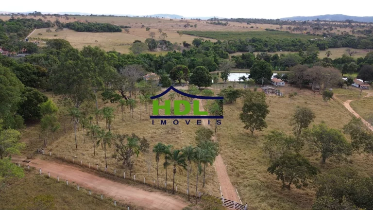 Imagem Chácara Exclusiva Riquíssima d´água em Hidrolândia/GO