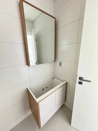 Imagem Apartamento com 2 dormitórios à venda sendo 2 suítes, 84.0 m² por - R$ 849.000,00 - José Amândio - Bombinhas/SC