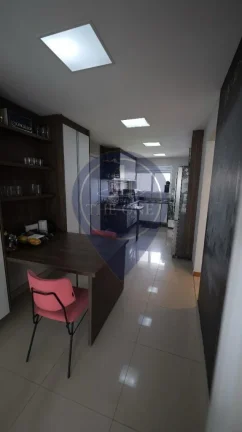 Imagem Apartamento de luxo na Vila Olímpia, São Paulo-SP: 4 quartos, 1 suíte, 2 salas, 2 banheiros, 3 vagas de garagem, 210m². Venha conferir!