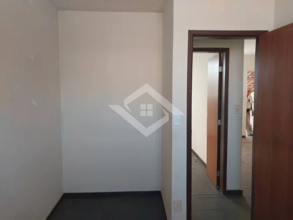 Imagem Alugo apartamento no Condomínio Toulon