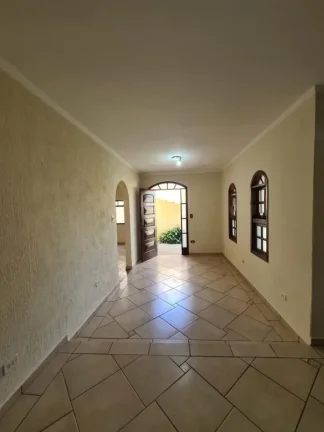 Imagem Casa para Venda em Atibaia, Jardim Paulista, 3 dormitórios, 1 suíte, 1 banheiro, 3 vagas