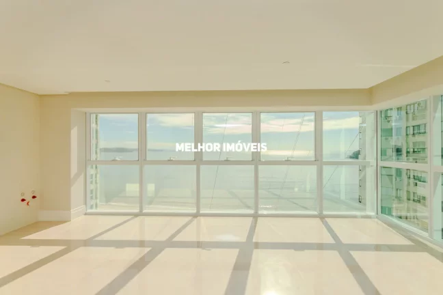 Imagem Apartamento frente mar com 4 dormitórios e uma vista maravilhosa de Balneário Camboriú - SC