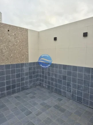 Imagem Casa duplex a venda em Santos no Embaré, nova, fino acabamento.