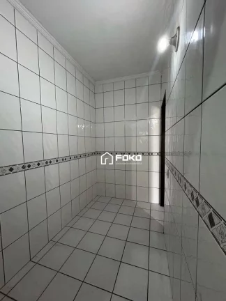 Imagem Sobrado com 3 dormitórios para alugar, 250 m² por R$ 3.180,00/mês - Jardim Rosa de Franca - Guarulhos/SP