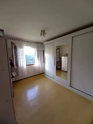 Imagem LINDA CASA A VENDA NO BAIRRO: VALE DOS PINHEIROS - NOVA FRIBURGO.