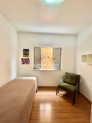 Imagem Casa tipo para venda em Vila Mariana com 4 quartos, sendo 1 suíte, 185m²