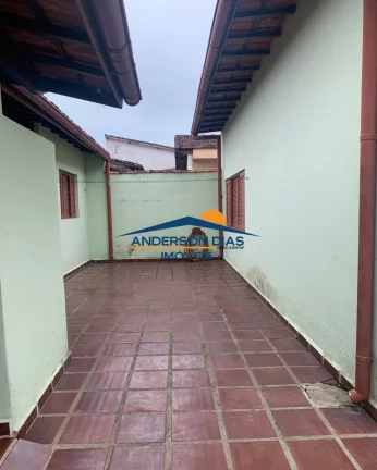Imagem Casa com 3 dormitórios à venda, 250 m² por R$ 600.000 - Praia das Palmeiras - Caraguatatuba/SP