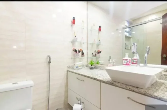 Imagem APARTAMENTO NA LÚCIO COSTA CONDOMÍNIO BETON 186M2 BARRA DA TIJUCA