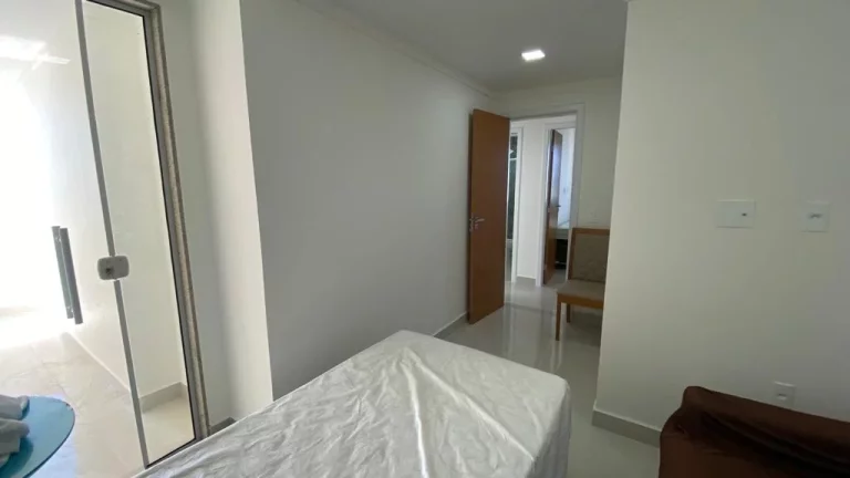 Imagem Cobertura Linear, 04 Quartos, 02 Suites, Area de Lazer, Jacuzzi, 03 Vagas de Garagem, Vista p/ o Mar, Praia do Morro, Guarapari - ES