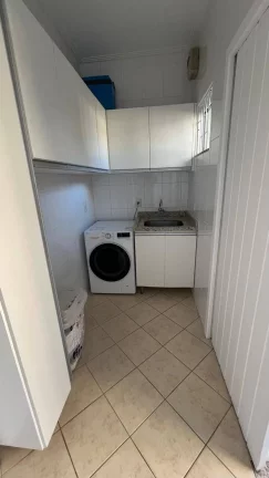 Imagem Casa á venda alto padrão 3 quartos, 1 suite centro Palhoça Sc