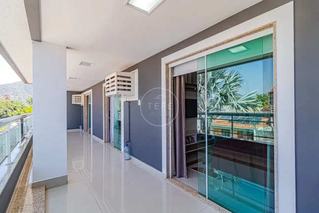 Imagem CASA com PORTEIRA FECHADA e 275m² na TAQUARA - Pronta para sua mudança!