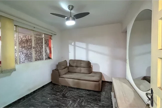 Imagem Casa a venda com 3 dormitórios em Condomínio Fechado no Jaraguá com Suíte Privativa e Área Externa Versátil