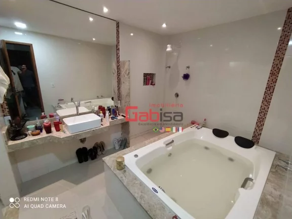 Imagem Casa com 3 dormitórios à venda, 227 m² por R$ 590.000,00 - Jardim Olinda - Cabo Frio/RJ