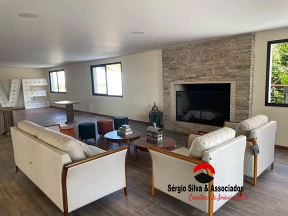 Imagem Casa Espetacular Para Venda em Condomínio Alto Padrão em Campos do Jordão.