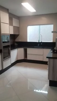 Imagem Sobrado com 3 dormitórios à venda, 227 m² por R$ 980.000,00 - Vila Miranda - Itaquaquecetuba/SP