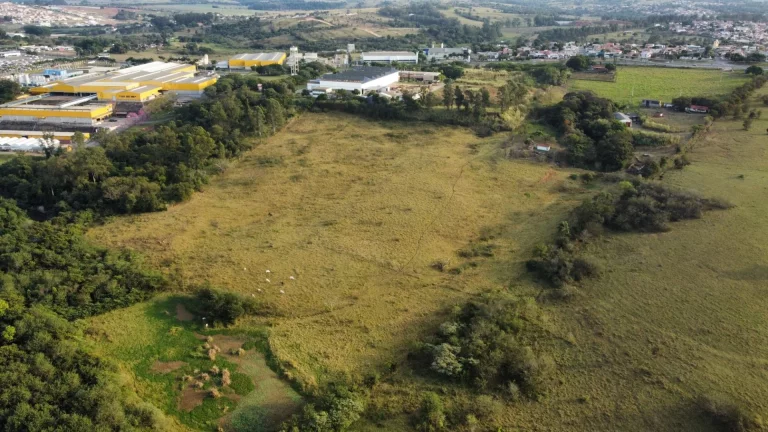 Imagem Área Industrial e Comercial à Venda Sítio Rio Acima de 92.755,00m². Localizado em Capivari/SP