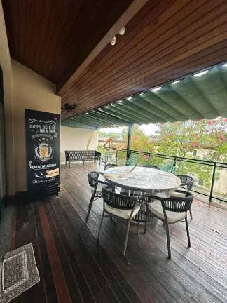 Imagem Casa Sobrado, 4 dormitórios (3 suítes), 3 vagas. Juquehy, São Sebastião, SP