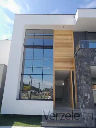 Imagem Casa / Sobrado para Venda em Camboriú / SC no bairro São Francisco de Assis