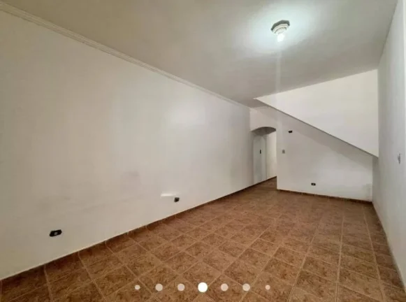 Imagem Casa para Alugar com 64m², 2 dormitórios, 1 sala e 1 vaga!!!