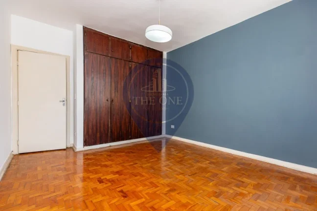 Imagem Apartamento à venda em Cerqueira César, São Paulo-SP: 3 quartos, 2 salas, 2 banheiros, 1 vaga, 100m². Venha conferir!