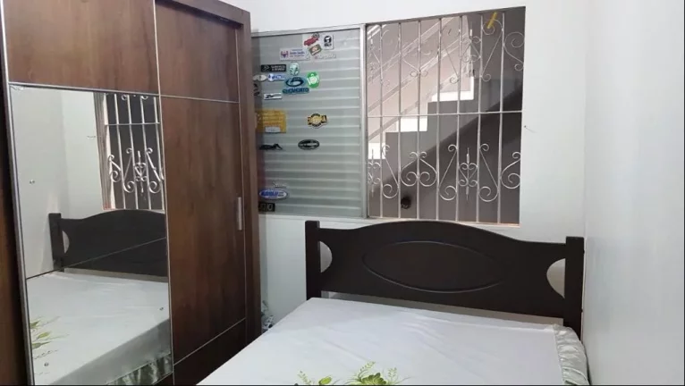 Imagem Sobrado com 3 dormitórios à venda, 198 m² por R$ 430.000,00 - Jardim Costa e Silva - Cubatão/SP