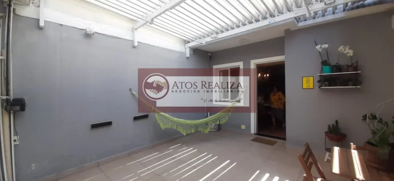 Imagem Vendo oportunidade na região de campo grande - São Paulo, Sobrado com 3 dormitórios, 1 suíte, 3 banheiros, 1 vaga coberta com basculante de ventilação, Churrasqueira, sistemas de monitoramento moderno e inteligente.