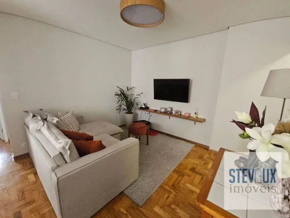 Apartamento em Moema Pássaros reformado para venda