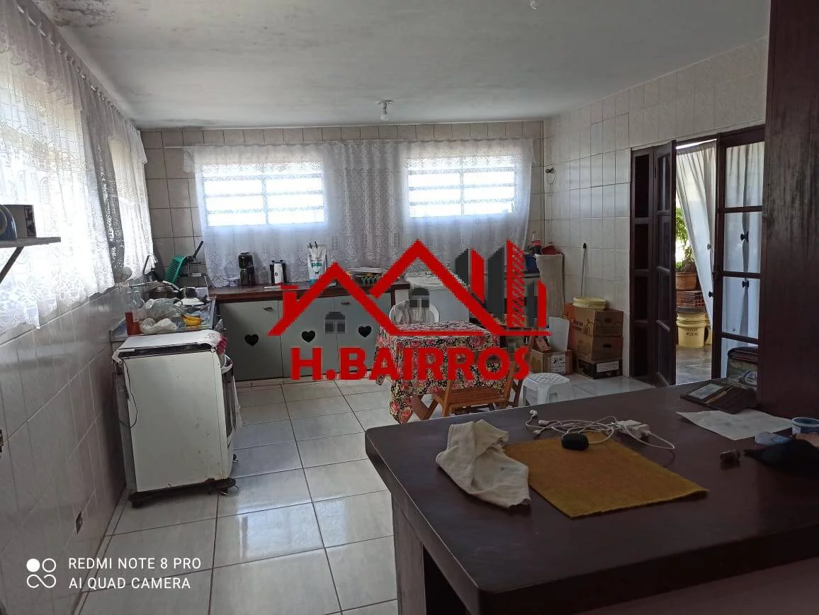 Imagem Casa 02 Dormitórios com Ponto Comercial à Venda em São Sebastião - SP