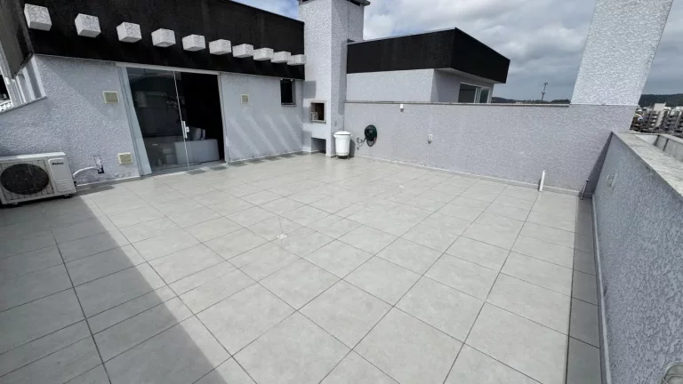 Imagem Cobertura para Venda em Florianópolis / SC no bairro Ingleses do Rio Vermelho