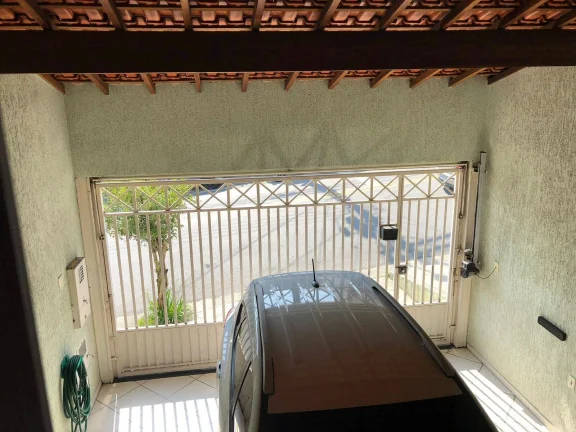 Imagem Casa Maravilhosa Térrea com 125 m² 3 Dormitórios Estuda Permuta