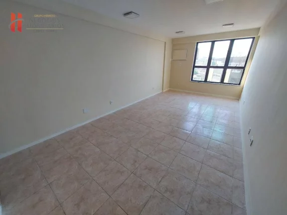 Imagem Sala comercial com 28m²na esquina com a Av. Brigadeiro Lima e Silva.
