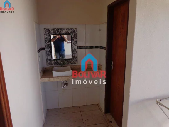 Imagem Casa com 3 dormitórios à venda por R$ 450.000,00 - Karfan II - Itumbiara/GO