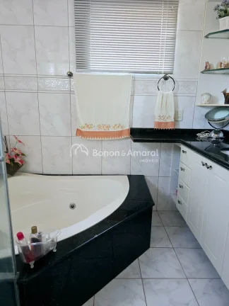 Imagem Casa Sobrado com 4 quartos ( sendo 2 suítes), no Condomínio Okinawa, Paulínia